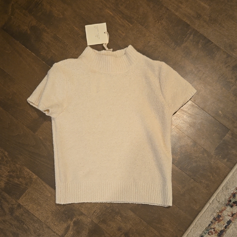 Cream Short Sleeve Knit Top